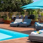 Bed & Breakfast 2 Pers - Luxe & Vue Piscine - Valmer